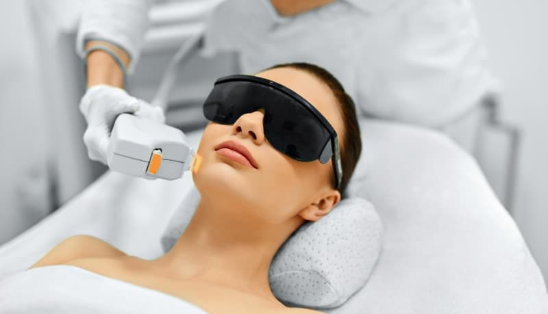 Intense pulsed light (IPL) therapy: A perfect skin rejuvenation procedure! 