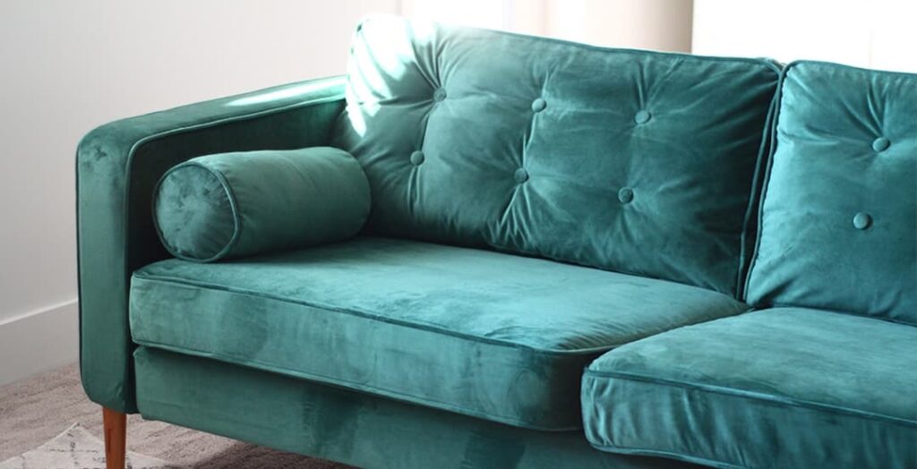 How to make a custom sofa cover?