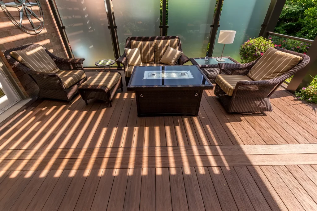 Choosing the Right Materials Ensures a Long-Lasting and Strong Deck 